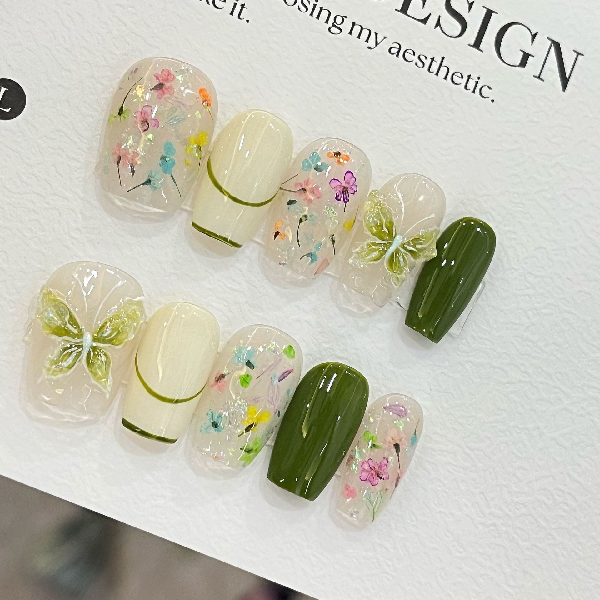 Pressed Flower Art - 10 stuks vlinderbloem nepnagels medium kistvormige