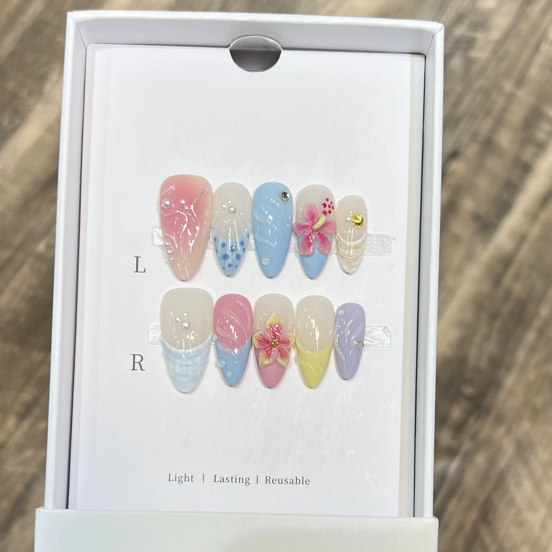 Pressed Flower Art - 10 stuks melkachtige nude handgemaakte opzetnagels