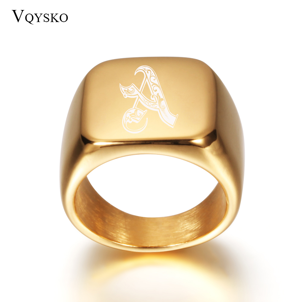 Goudkleurige heren grote lette - Initial Ring Custom recensie en prijs