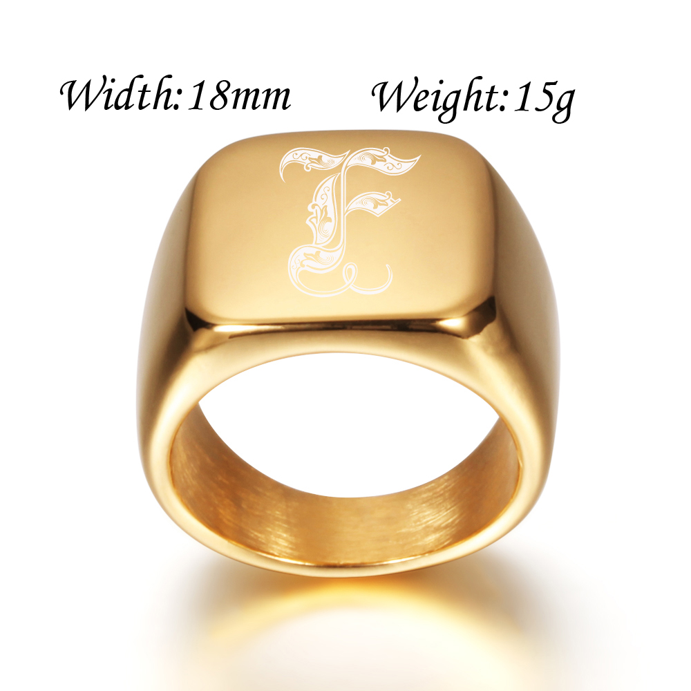 Goudkleurige heren grote lette - Initial Ring Custom recensie en prijs