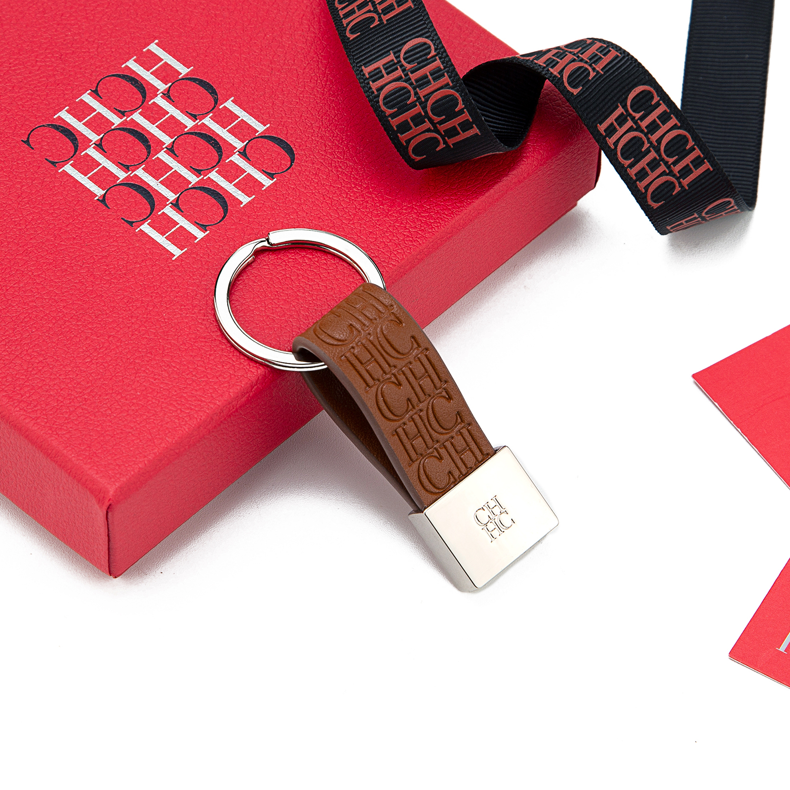 CH Geëmbosseerde Monogram Lede - Monogram Keychain Leather recensie en prijs