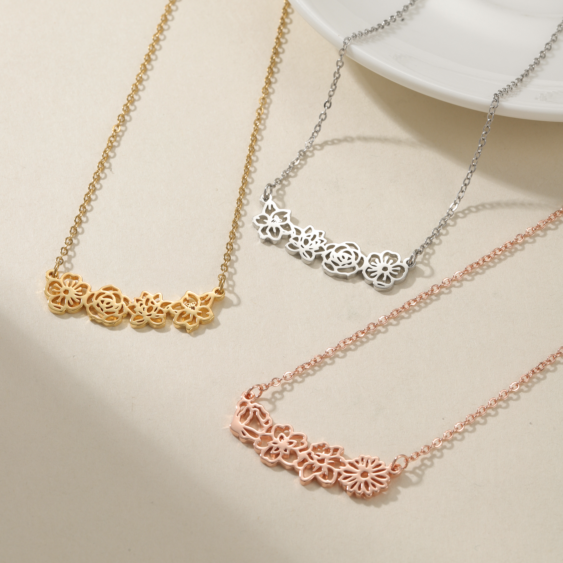 Gepersonaliseerde ketting met  - Birth Flower Necklace recensie en prijs