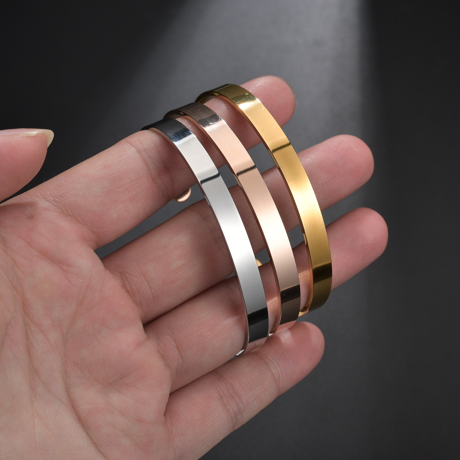 Op maat gemaakte gegraveerde n - Coordinates Bracelet recensie en prijs