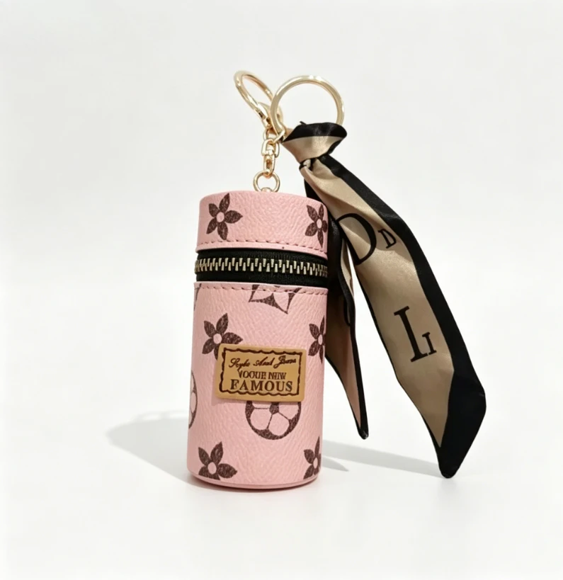 Roze bloemenmonogram print cil - Monogram Keychain Leather recensie en prijs