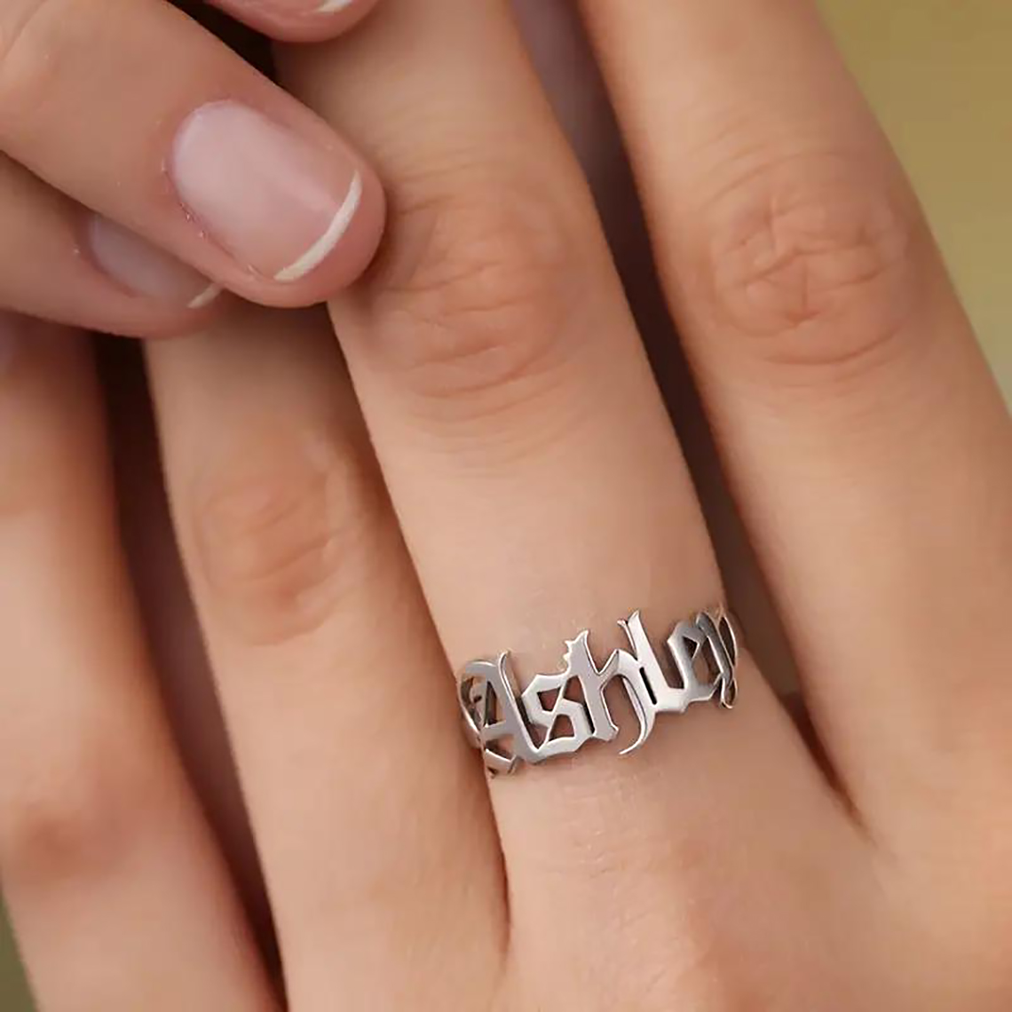 Aangepaste gouden ring vrouwen - Initial Ring Custom recensie en prijs